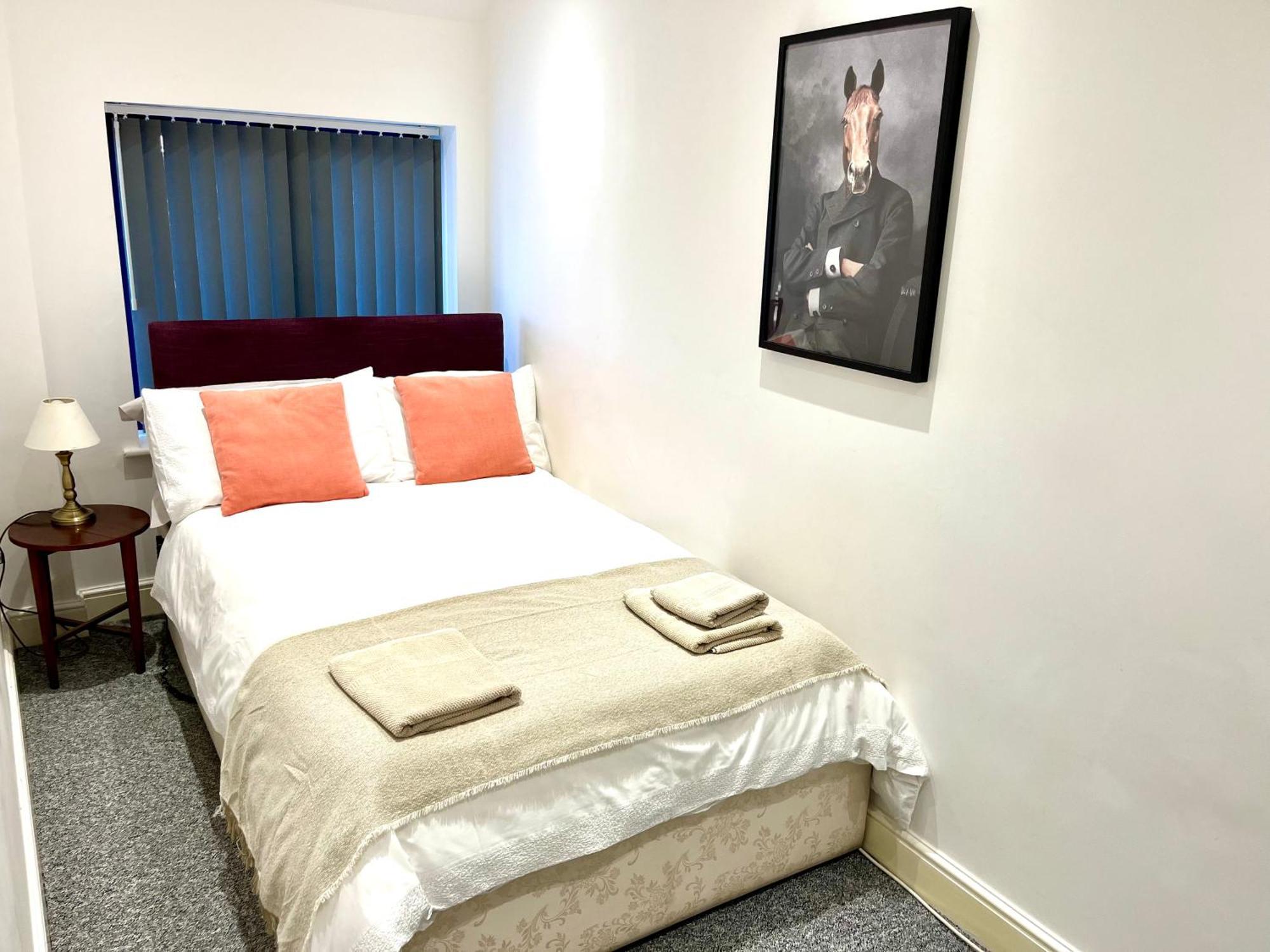 Premium Apartments Thatcham Broadway المظهر الخارجي الصورة